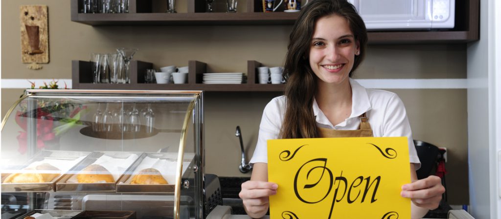 Какой бизнес открыть женщине в маленьком городе?